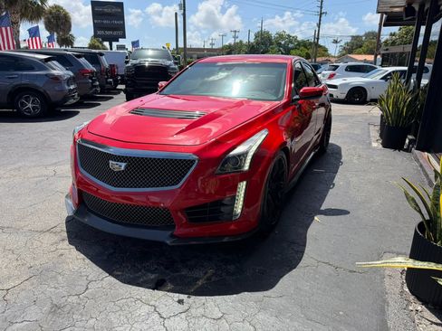 Used 2019 Cadillac CTS V w/ Carbon Fiber Package RWD image 6