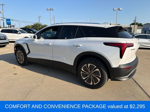 Used 2024 Chevrolet Blazer EV LT AWD/4WD image 3