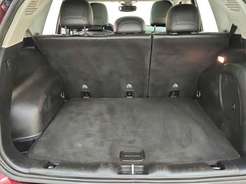 Used 2021 Jeep Compass Latitude w/ Sun and Sound Group FWD image 29