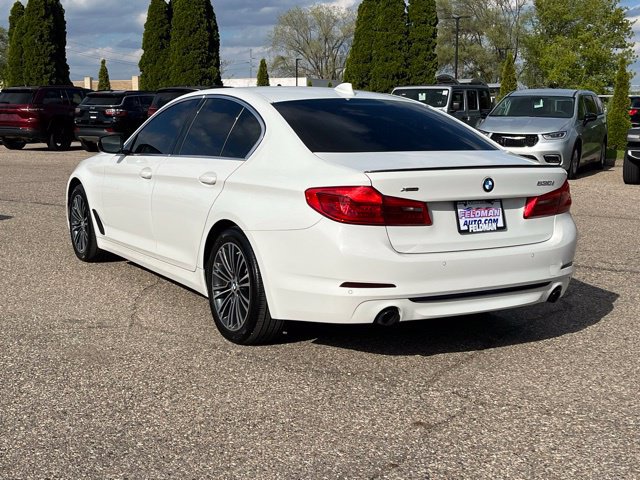Used 2019 BMW 530i xDrive w/ Convenience Package AWD/4WD image 3