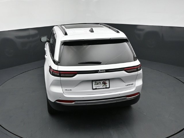 New 2027 Jeep Grand Cherokee Limited AWD/4WD image 17