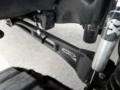 Used 2025 Ford F350 Platinum AWD/4WD image 8