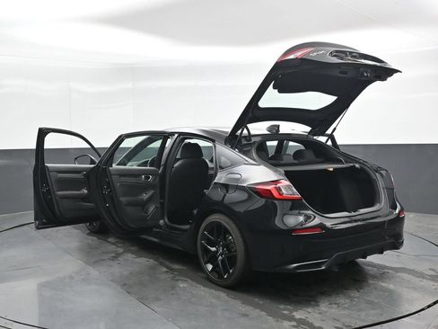 Used 2025 Honda Civic Sport image 46