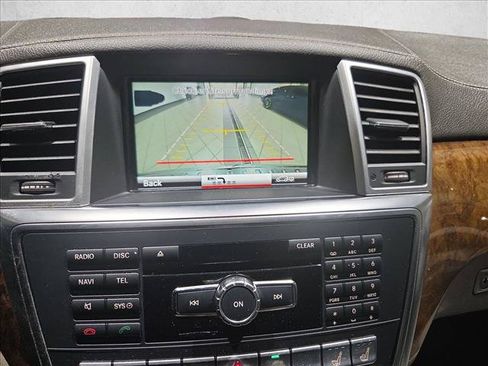 Used 2016 Mercedes-Benz GL 450 4MATIC image 10