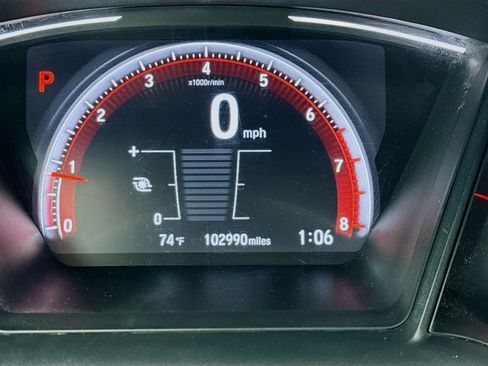 Used 2019 Honda Civic Sport image 8