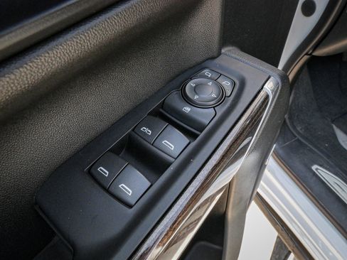 Used 2020 Chevrolet Silverado 1500 LT Trail Boss image 15