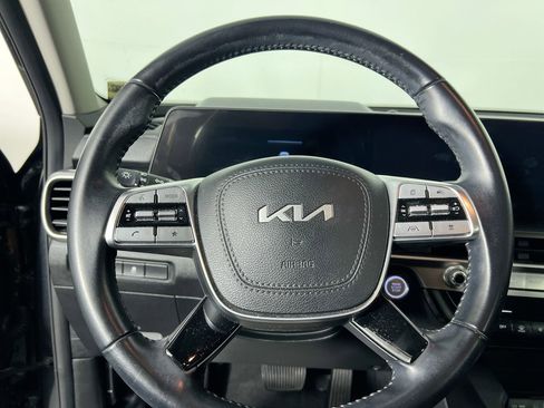 Used 2024 Kia Telluride LX image 15