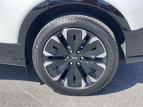 New 2025 Chevrolet Blazer EV RS image 70