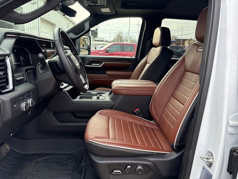 Certified 2025 GMC Sierra 2500 Denali Ultimate image 17