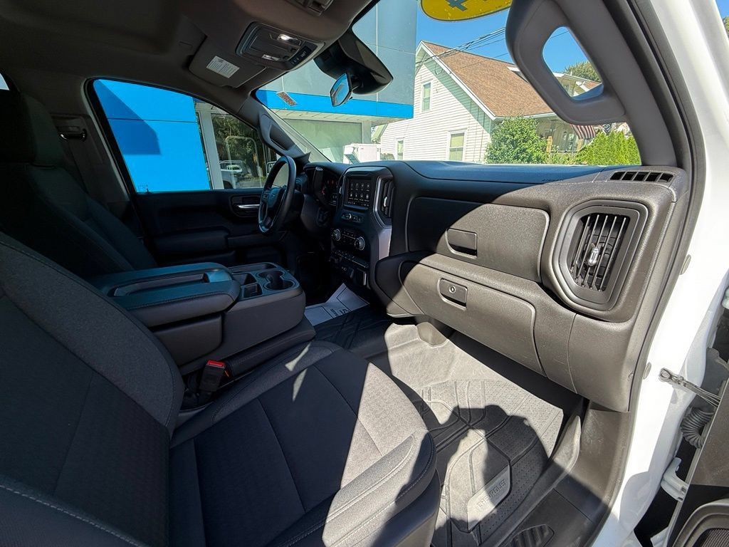 Used 2024 Chevrolet Silverado 1500 Custom w/ Rally Edition AWD/4WD image 39