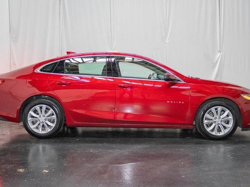 Used 2019 Chevrolet Malibu LT w/ Leather Package image 4