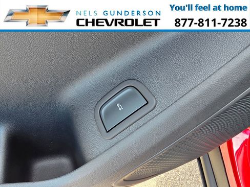 New 2026 Chevrolet Traverse Z71 w/ Driver Confidence Package AWD/4WD image 21