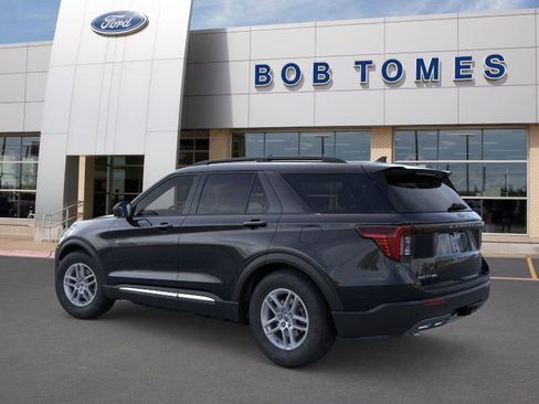 New 2025 Ford Explorer Active w/ Active Comfort Package image 5