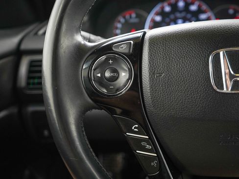 Used 2016 Honda Accord Sport image 23