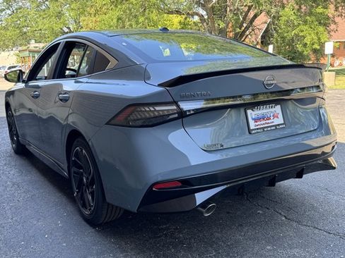 New 2026 Nissan Sentra SR w/ Floor Mat Package FWD image 18