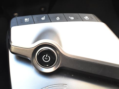 Used 2022 Kia EV6 Wind w/ Wind Technology Package image 40