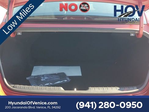 Certified 2025 Hyundai Elantra Sport FWD image 11