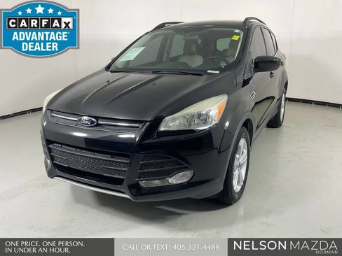 Used 2015 Ford Escape SE w/ Equipment Group 201A AWD/4WD image 1