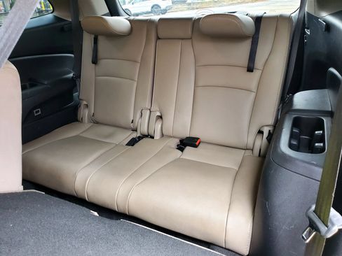 Used 2017 Honda Pilot EX-L image 6