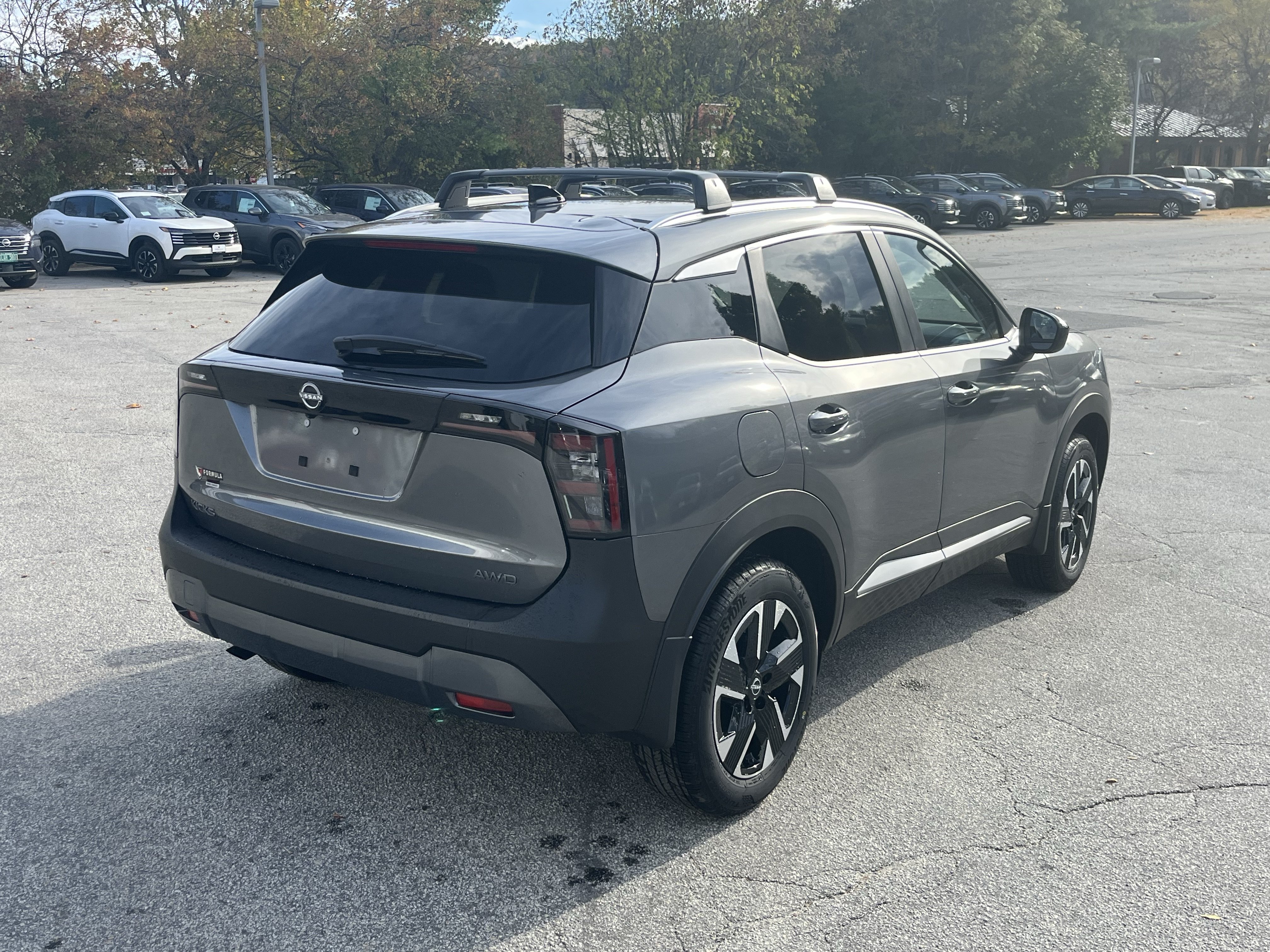 New 2027 Nissan Kicks SV AWD/4WD image 7