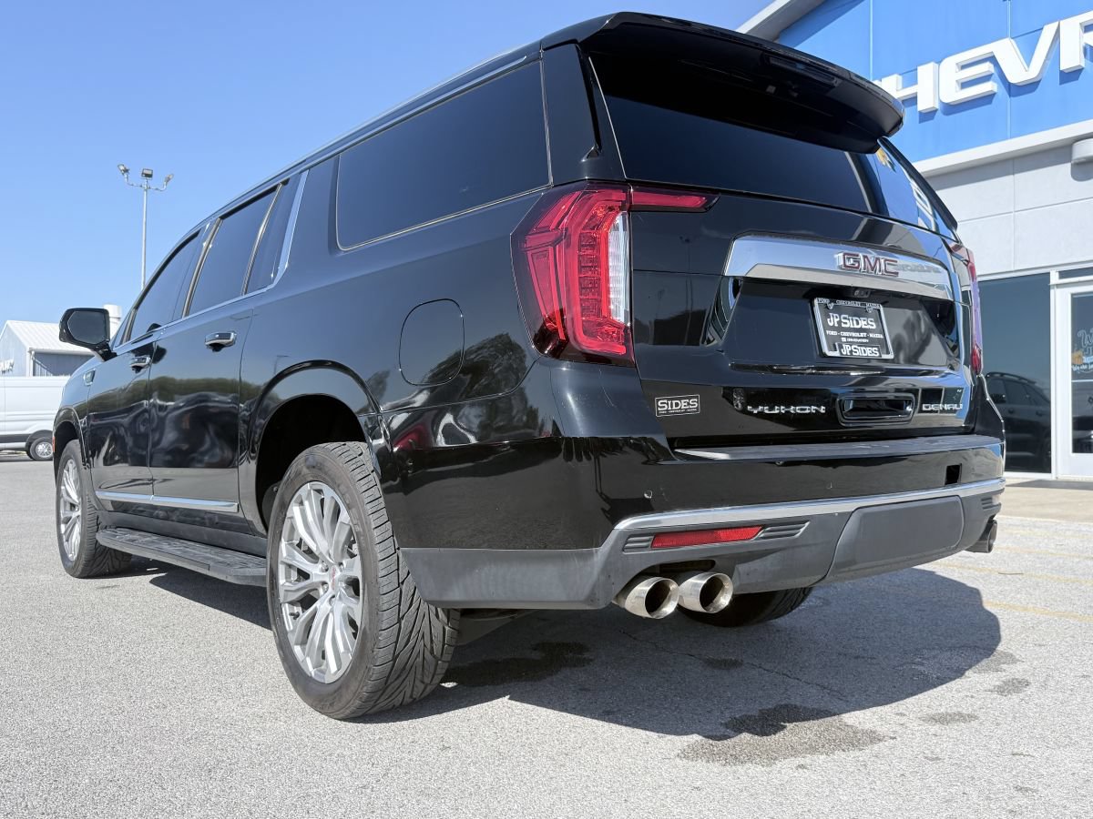 Used 2021 GMC Yukon XL Denali w/ Advanced Technology Package AWD/4WD image 5
