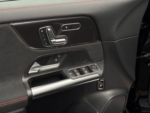 Used 2026 Mercedes-Benz GLA 250 4MATIC image 21