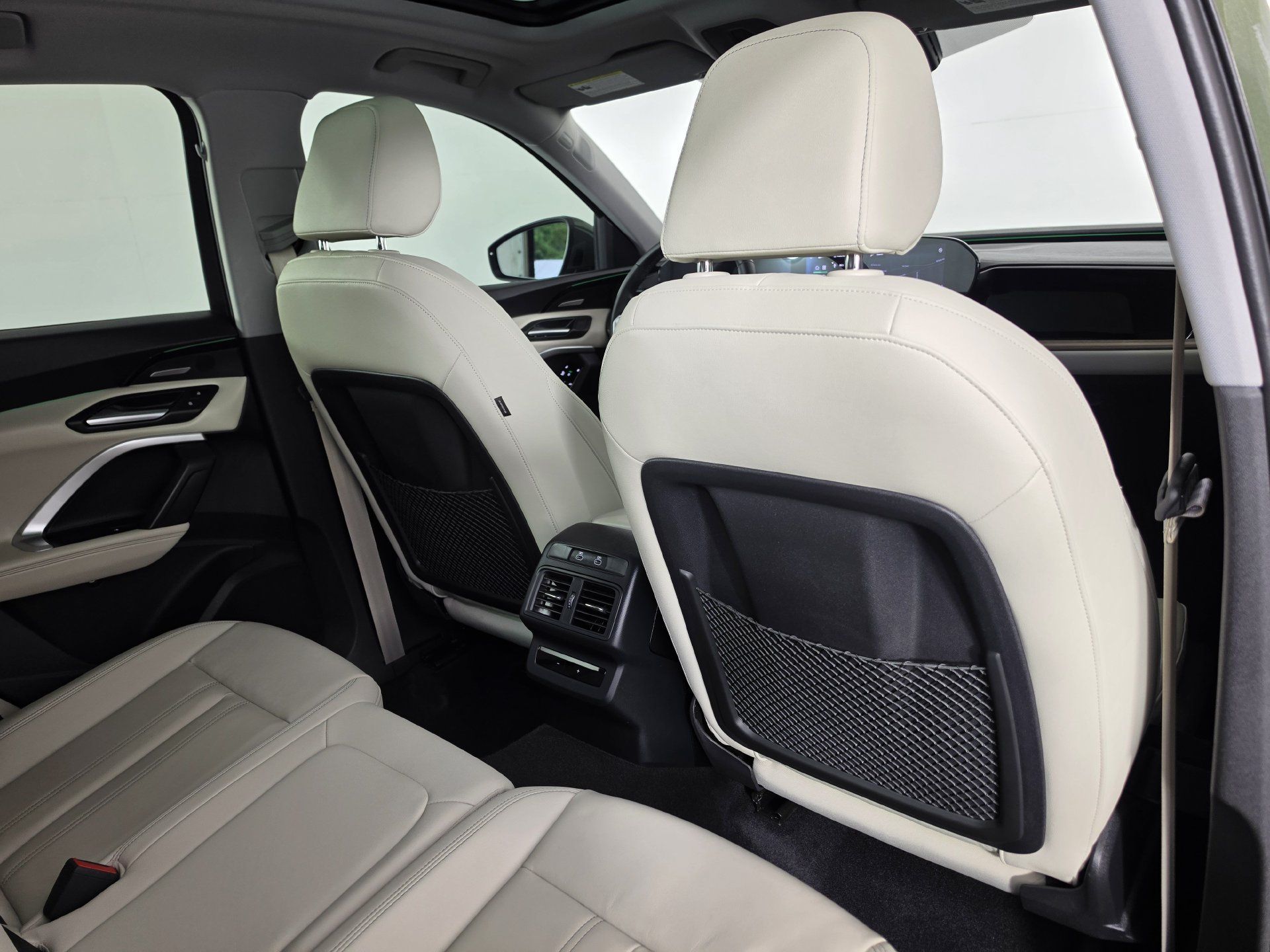 Used 2025 Audi Q5 Premium Plus AWD/4WD image 30