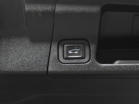 Used 2023 GMC Acadia SLE w/ Driver Convenience Package image 28