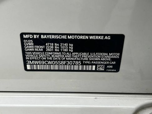 Used 2025 BMW 330i Sedan w/ Convenience Package RWD image 45