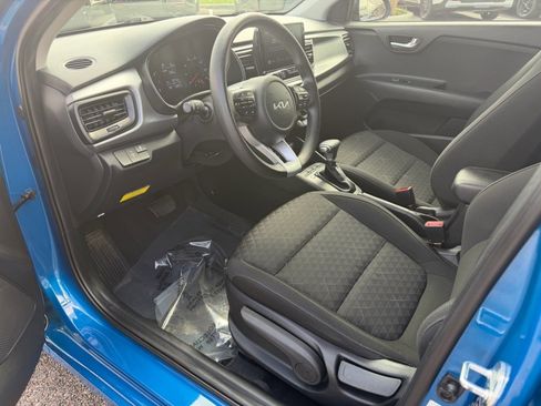 Used 2022 Kia Rio S FWD image 7