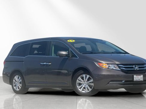 Used 2014 Honda Odyssey EX-L image 2