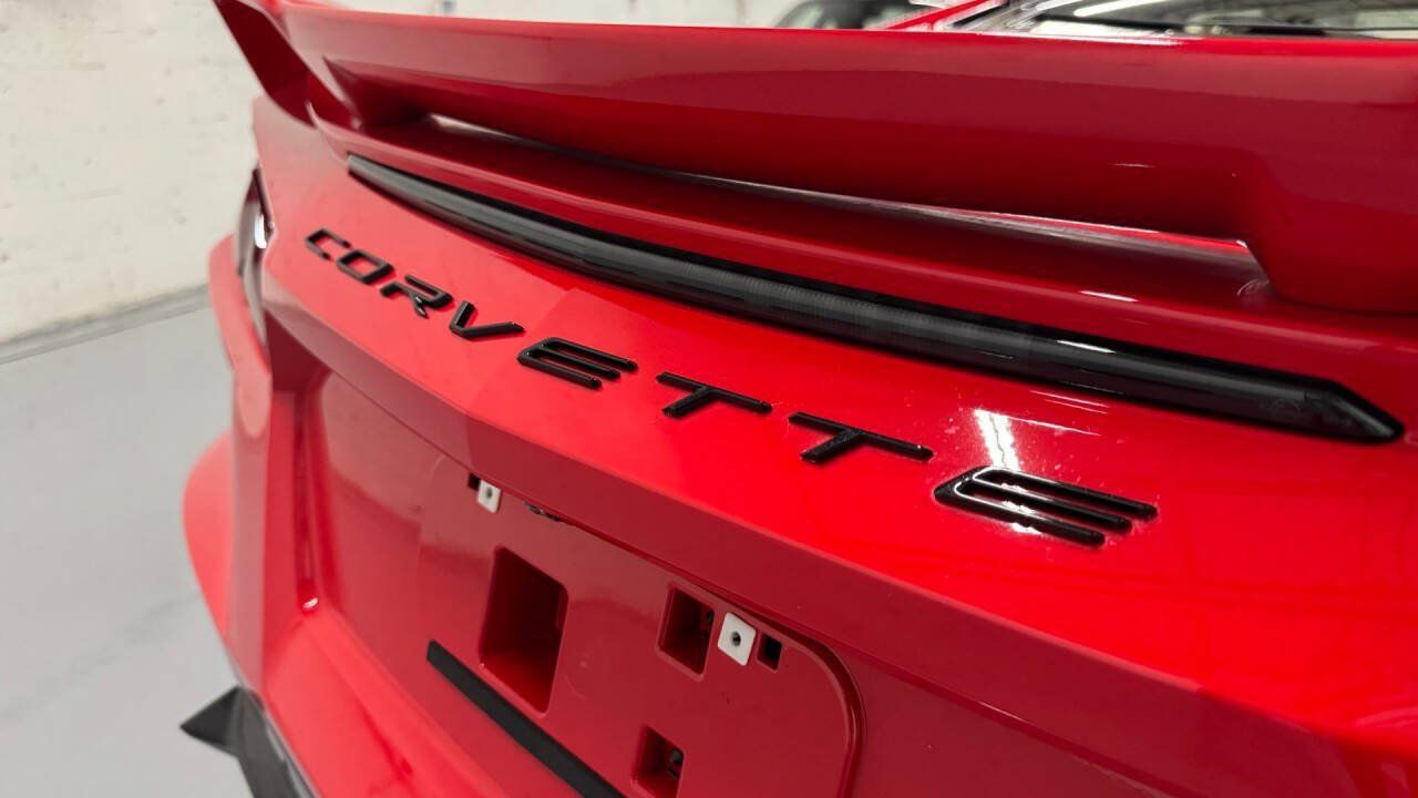 Used 2020 Chevrolet Corvette Stingray Premium Cpe w/ 3LT Preferred Equipment Group RWD image 17