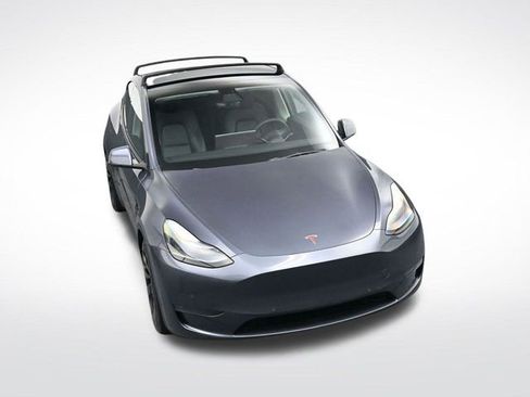 Used 2021 Tesla Model Y Performance image 29