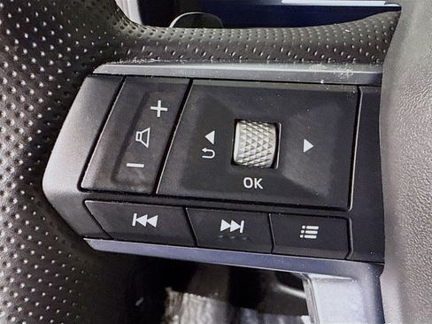 Used 2024 Mitsubishi Outlander SE image 14