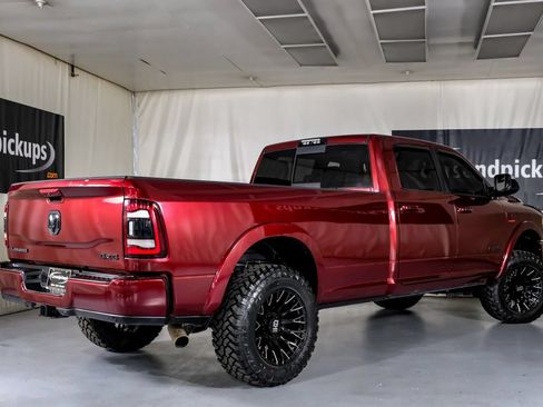 Used 2020 RAM 2500 Laramie w/ Night Edition AWD/4WD image 9