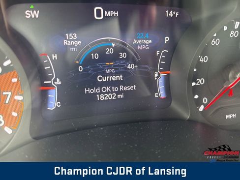 Used 2025 Jeep Compass Trailhawk image 26