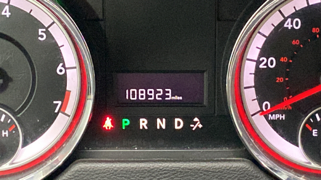 Used 2016 Dodge Grand Caravan SXT FWD image 10