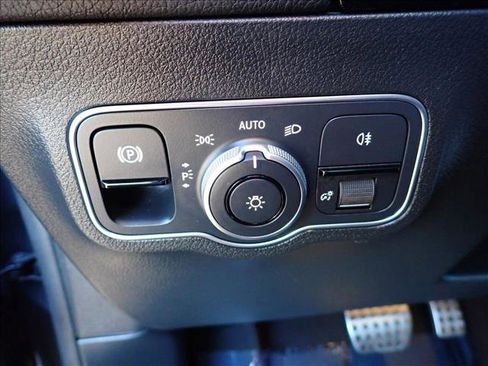 Used 2023 Mercedes-Benz GLA 35 AMG 4MATIC image 15