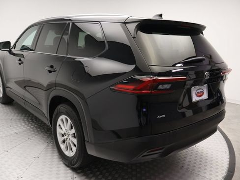 Certified 2025 Toyota Grand Highlander AWD image 11