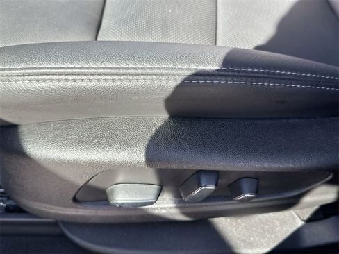 Used 2025 Cadillac XT6 Premium Luxury w/ Technology Package image 14