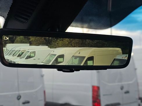 New 2025 Mercedes-Benz Sprinter 2500 image 30
