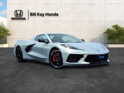 Used 2024 Chevrolet Corvette Stingray Preferred Conv w/ Z51 Performance Package RWD image 1