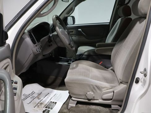 Used 2004 Toyota Tundra SR5 image 9