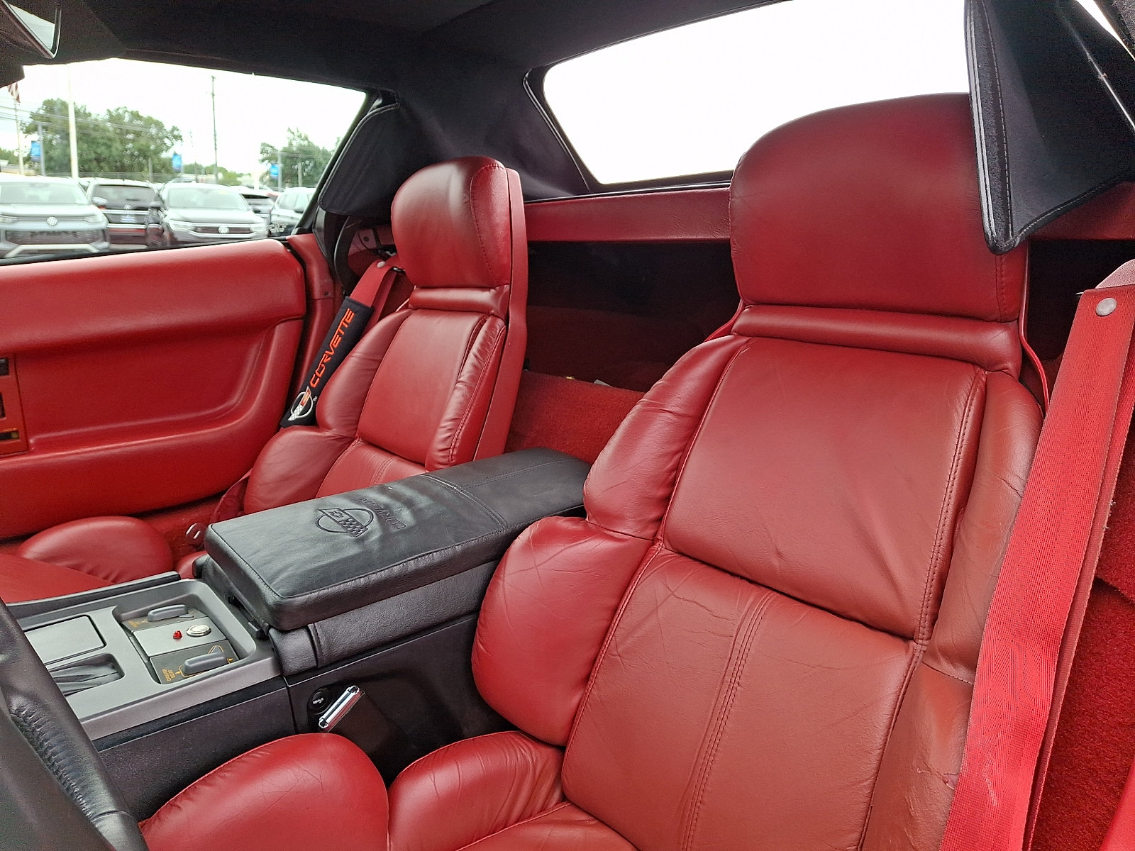 Used 1991 Chevrolet Corvette Convertible RWD image 15