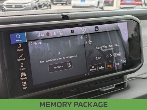 Used 2025 Jeep Wrangler Unlimited Sahara image 23