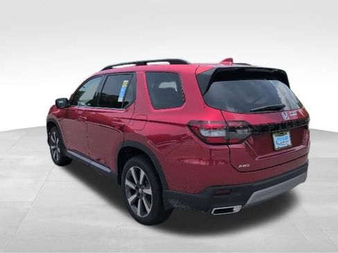 New 2025 Honda Pilot TrailSport image 9