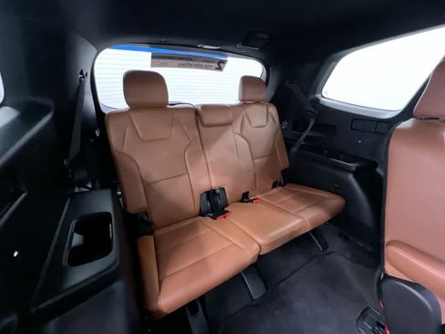 Used 2024 Kia Telluride EX X-Line AWD/4WD image 43