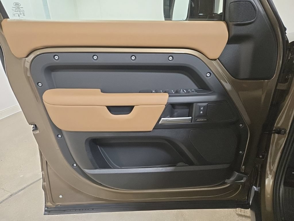 New 2026 Land Rover Defender 110 S AWD/4WD image 22