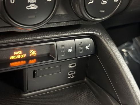 Certified 2025 MAZDA MX-5 Miata RF Club image 25