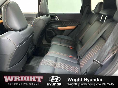 Used 2022 Mitsubishi Outlander SEL image 13